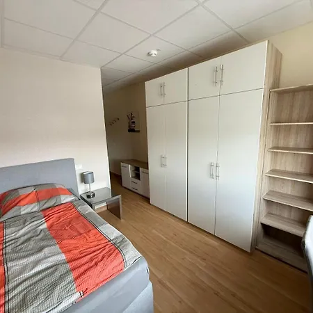 Gm In Laatzen Bei 3* ハノーファー