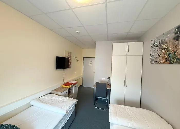 Gm In Laatzen Bei ゲストハウス 3*